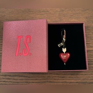 Taylor Swift - The Life of a Showgirl Deluxe CD “It’s Frightening” Edition